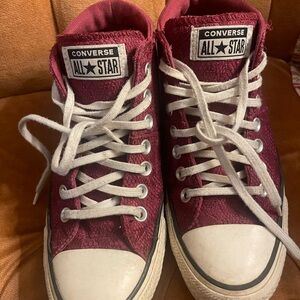 Converse Women's Maroon High-Top Sneakers